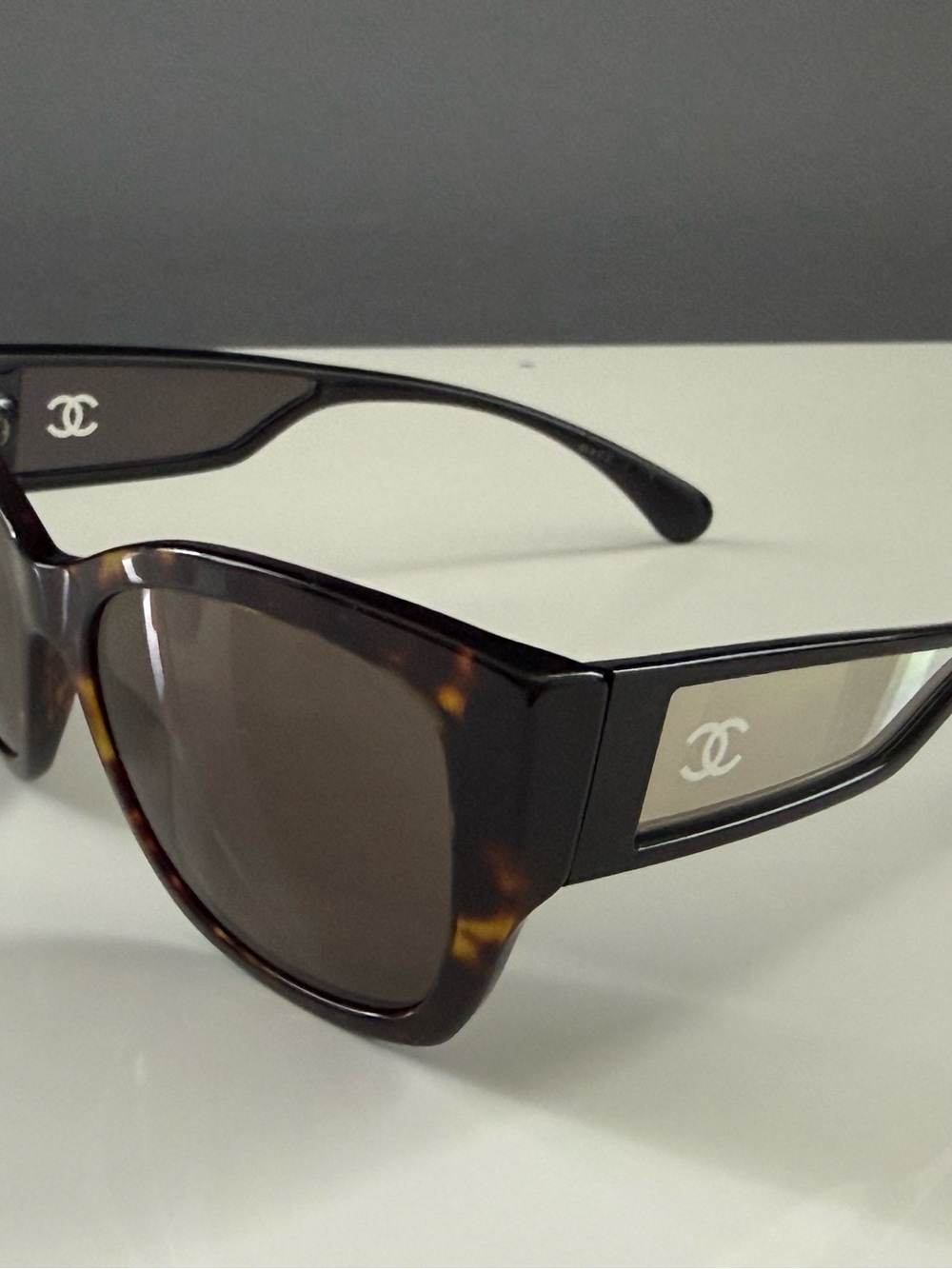 Authentic CHANEL Butterfly CC Sunglasses Brown 5429 c.714/3 - Picture 9 of 16